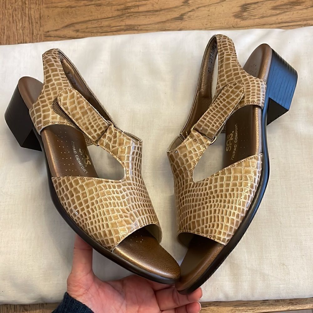 SAS SUNTIMER BEIGE CROC SANDALS. NEW - Picture 3 of 11
